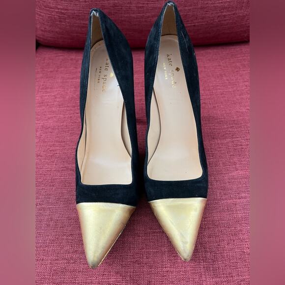 KATE SPADE Black Suede Pointy Gold Cap Toe and Gold Stiletto Heels Pumps 9B - Picture 2 of 8
